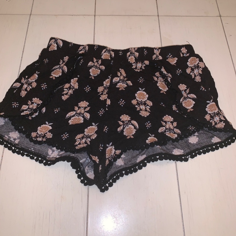 Flowy shorts from tillys
